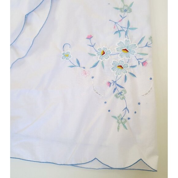 Vintage Linen Tablecloth Peacock Set With Embroidered Daisies Perma Press *READ* - Picture 10 of 16